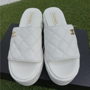 Beautiful Chanel white sandals🤍💖